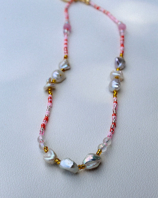 Coastal Coral Chucky Pearl Beaded necklace