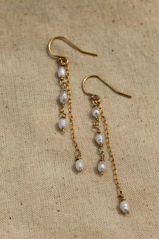 Mini Pearl Dangle Chain Earrings